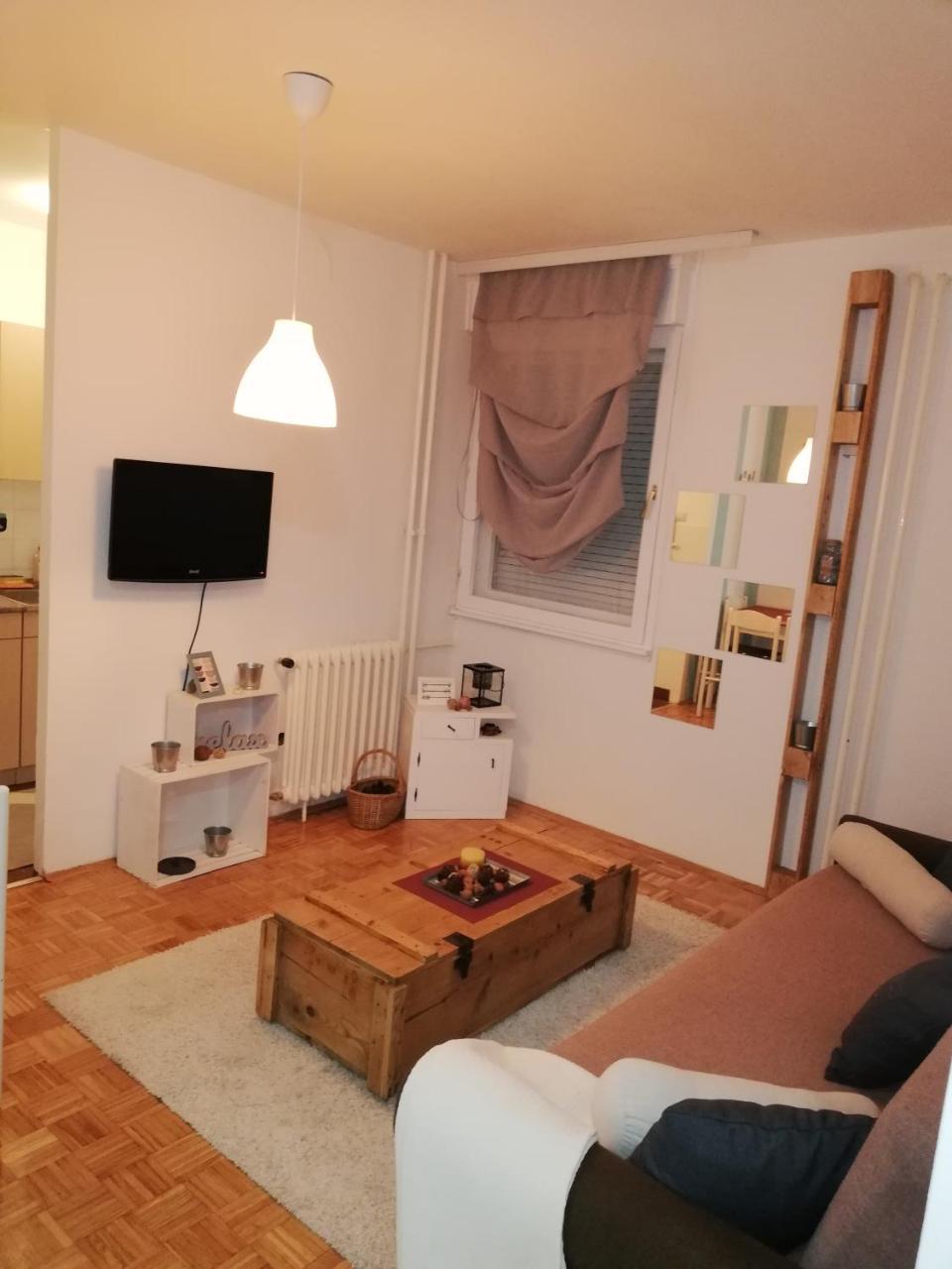 Apartmán Ada Milipe Bělehrad Exteriér fotografie